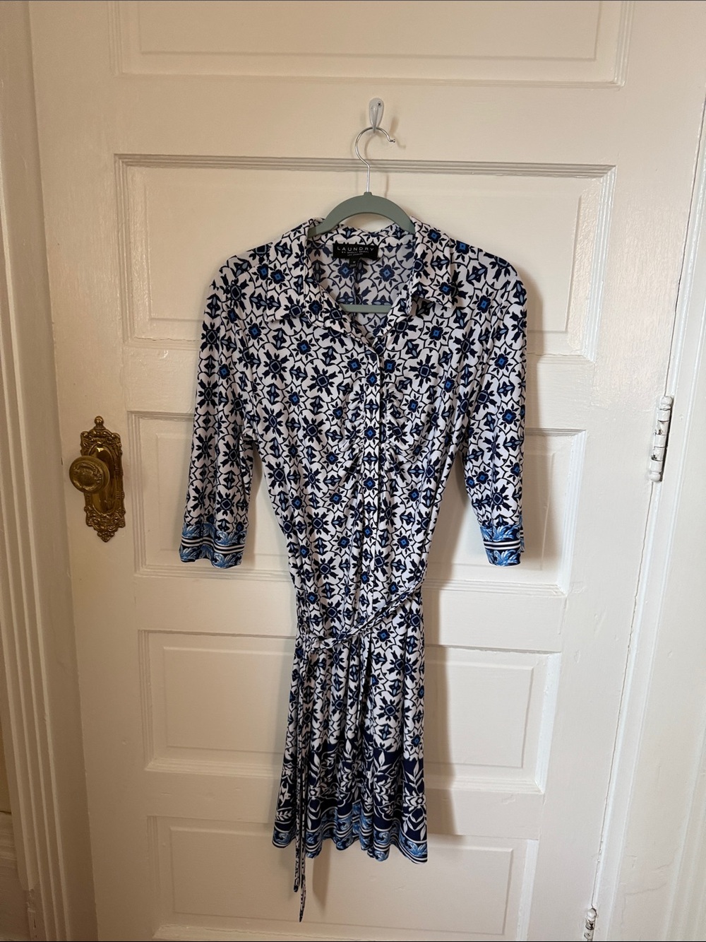 Laundry by Shelli Segal Blue and White Floral Long Sleeve Shirt Dress